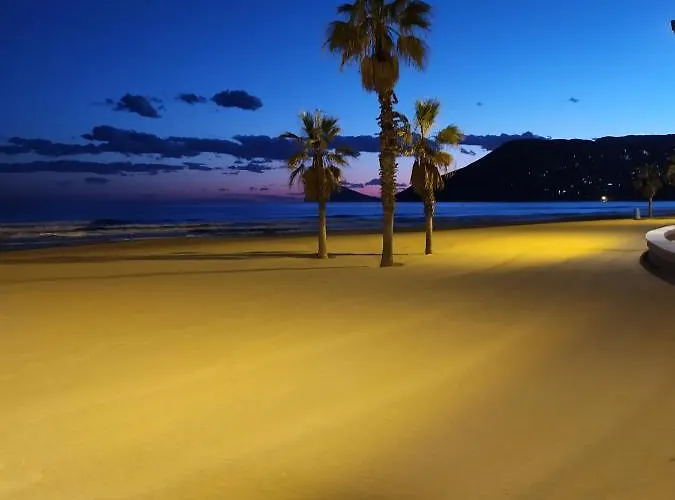 アパート Primera Linea De Playa Con Garaje *