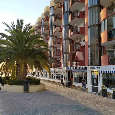 Primera Linea De Playa Con Garaje Apartmán