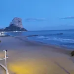 Primera Linea De Playa Con Garaje Кальпе